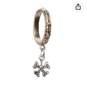 10/$25🦋 VAGA Bronze Clover Dangle Charm Ring - 6.5
